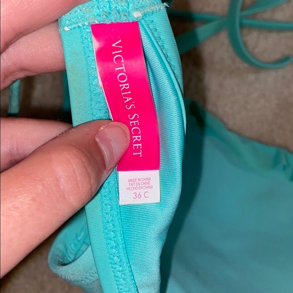 Bikini top! - Picture 3 of 3